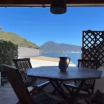 Holiday home Ericussa, Sulla Con Vista Mare Acquacalda